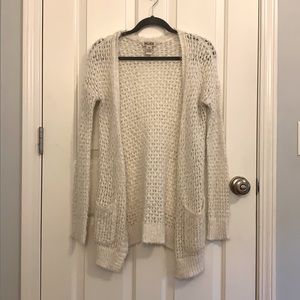 Fuzzy off white cardigan with pockets